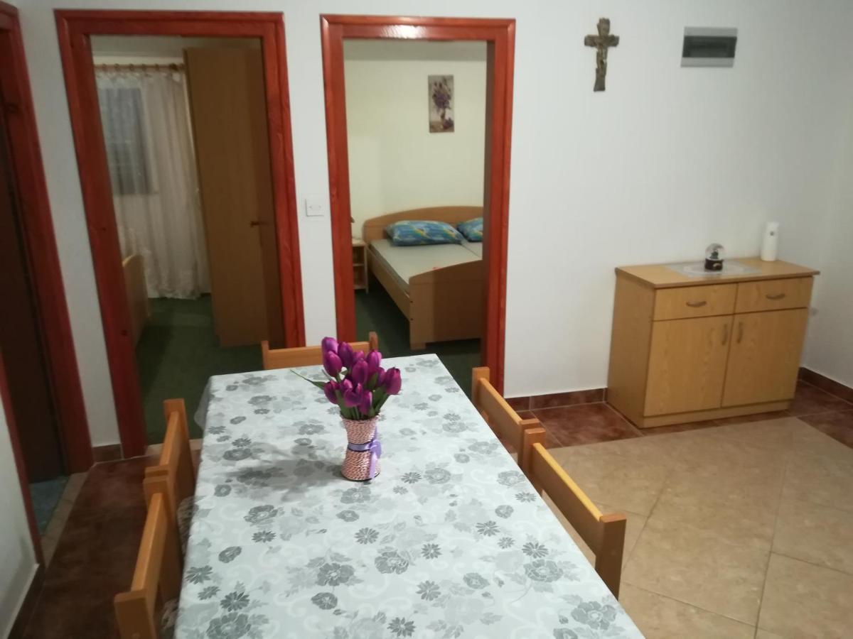 Apartman Boroša 维尔 外观 照片